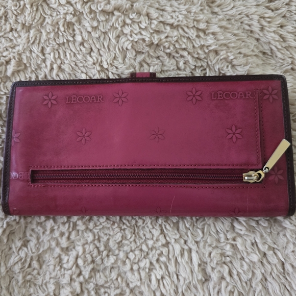 Pink Wallet - Picture 2 of 13